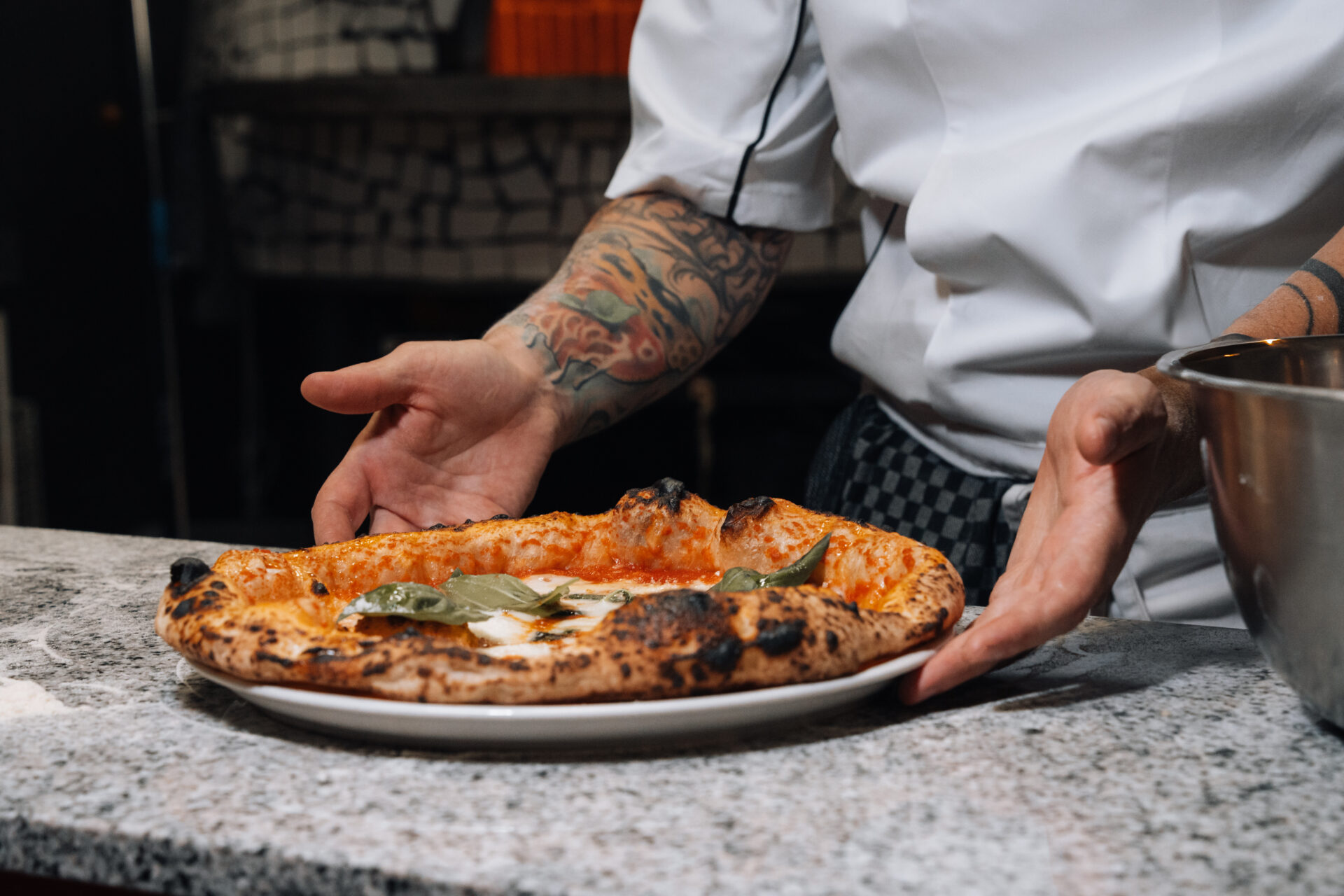 Bienvenido a <br> il ghiottone pizzeria academy